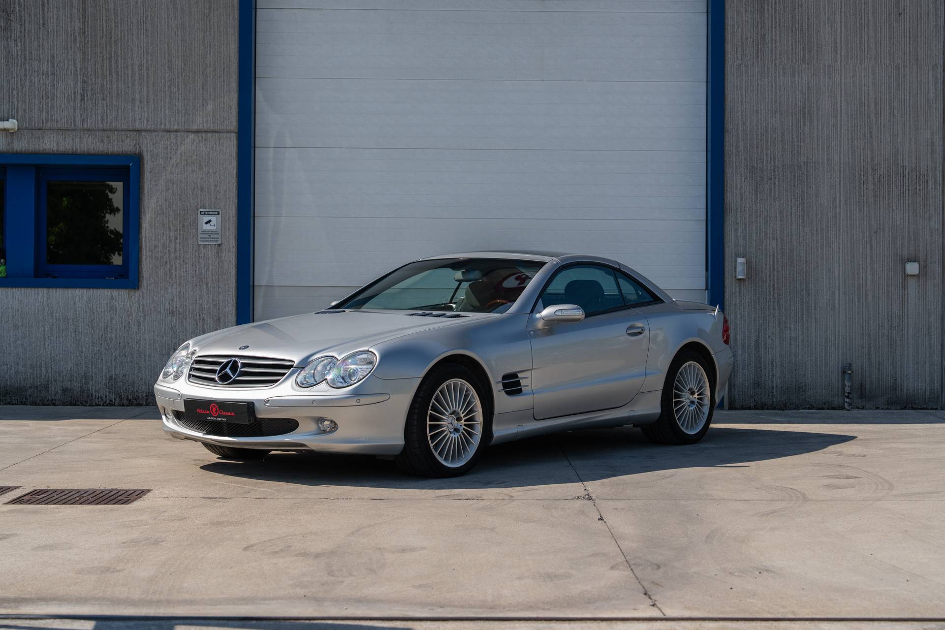 2004 Mercedes SL500